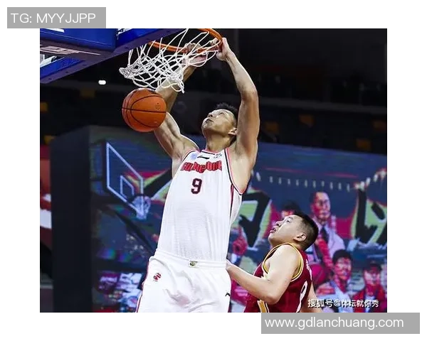 重庆篮球队强势领跑锦标赛积分榜以97分领先其他队伍